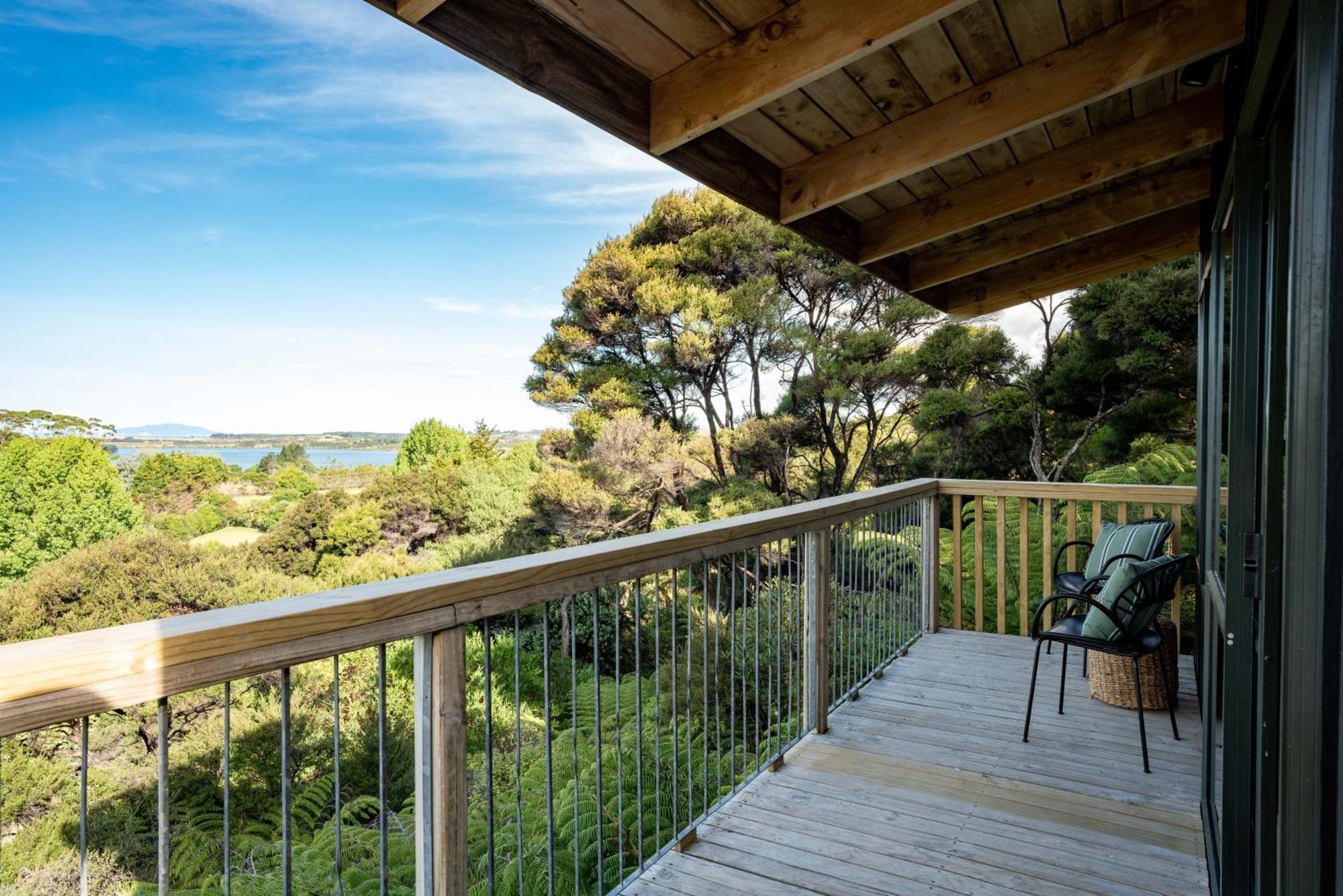 Tui & Nikau Cabins Mangawhai Habitación foto